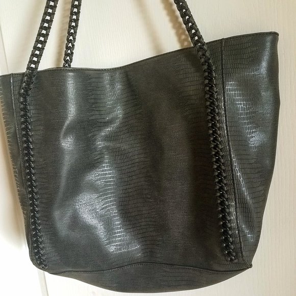 Chain Strap Detail Faux Leather Maxi Tote Bag - Picture 3 of 13